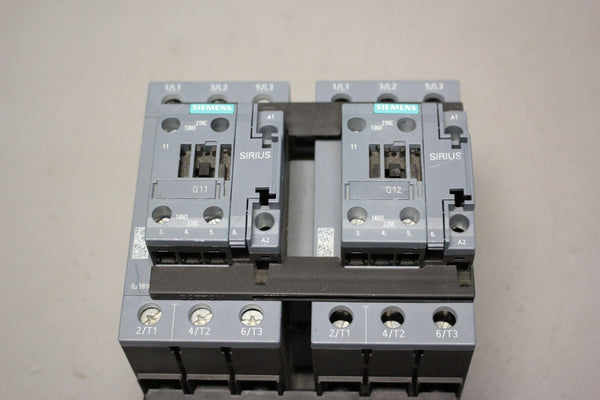 UNUSED SIEMENS REVERSING CONTACTOR  3RA2335-8XB30-1AK6