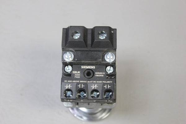 UNUSED SIEMENS MUSHROOM HEAD  GREEN LED ILLUMINATED PUSHBUTTON 52PP2G3AB