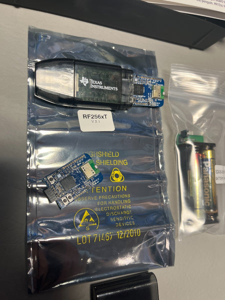 TI Texas Instruments eZ430-RF256x Bluetooth Development Kit +Software