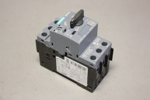 UNUSED SIEMENS SIRIUS CIRCUIT BREAKER 3RV2011-0CA10