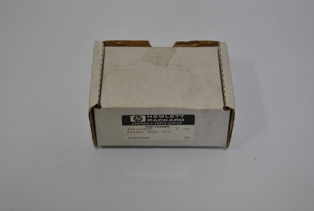 IN BOX VINTAGE HP 3000RPM FAN MOTOR 3140-0030 115V  (S17-2-3D)
