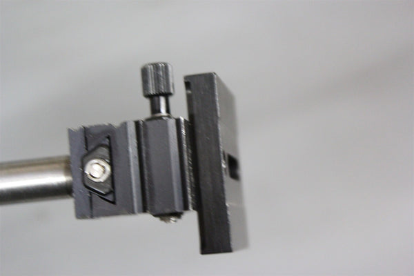 NEWPORT LINEAR STAGE WITH OPTICAL BASE PLATE MT-XYZ BP-2