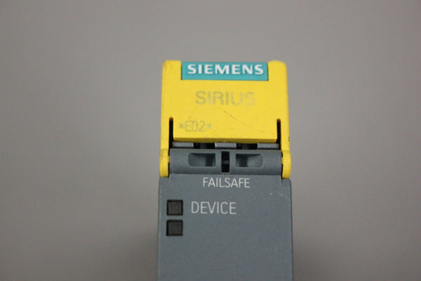 SIEMENS SIRIUS 3SK1211-2BB40 SAFETY RELAY