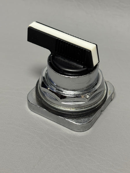 SIEMENS 52SB2DCB SELECTOR SWITCH CONTROL