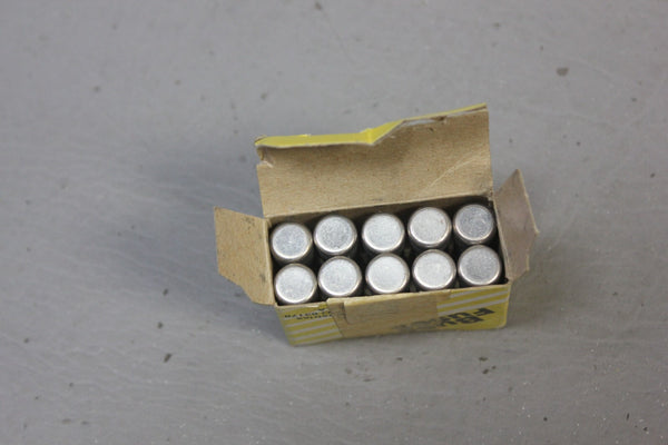 1 BOX OF 10 NEW BUSSMANN BUSS FNQ-10 FUSES
