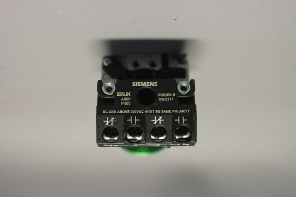 SIEMENS 52PM9XZ GREEN MUSHROOM HEAD UNILUMINATED PUSH & PULL BUTTON