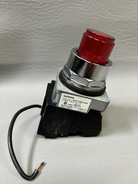 SIEMENS PUSH TO TEST PILOT LIGHT RED 52AAFE2B LIGHTING MODULE 52PT6E2AB