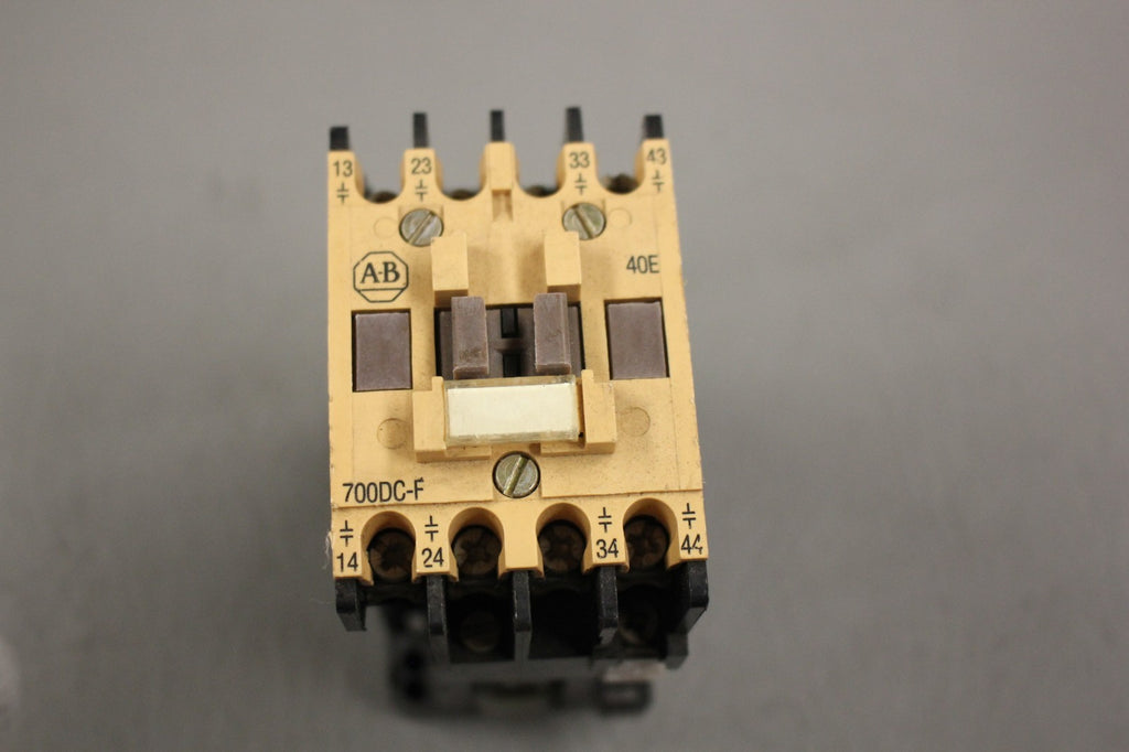 ALLEN BRADLEY RELAY 700DC-F400* SER B