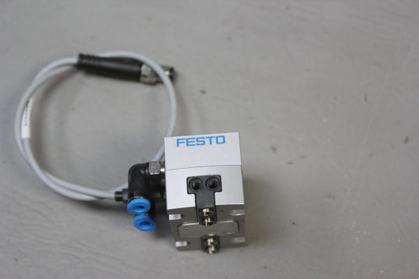 UNUSED FESTO  PARALLEL GRIPPER  P/N: HGPT-20-A-B