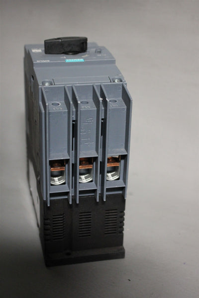 UNUSED SIEMENS SYSTEM PROTECTION CIRCUIT BREAKER 3RV2742-5ED10