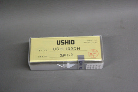 NEW USHIO MERCURY LAMP USH-102DH 100W 5A 20V HG