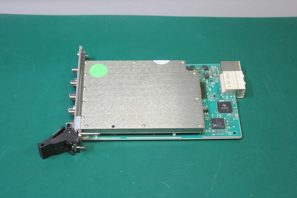 NATIONAL INSTRUMENTS I/Q VECTOR MODULATOR PXIe-5611