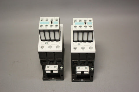 2 UNUSED SIEMENS POWER CONTACTORS WITH AUX BLOCKS 3RT1034-1AP04 & 3RH1921-1HA22