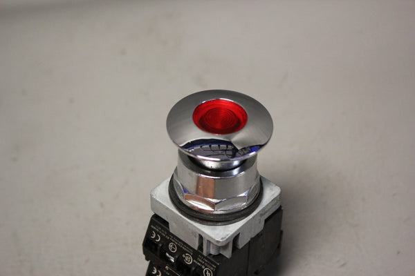 UNUSED SIEMENS RED ILLIMINATED CHROME PUSH/PULL BUTTON  52PP7E2UB