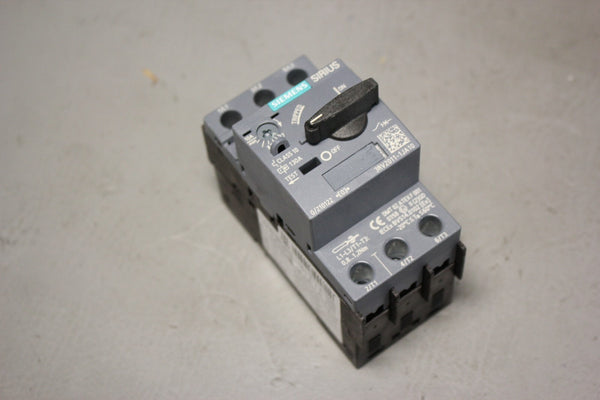 UNUSED SIEMENS SIRIUS 3RV2011-1JA10 CIRCUIT BREAKER