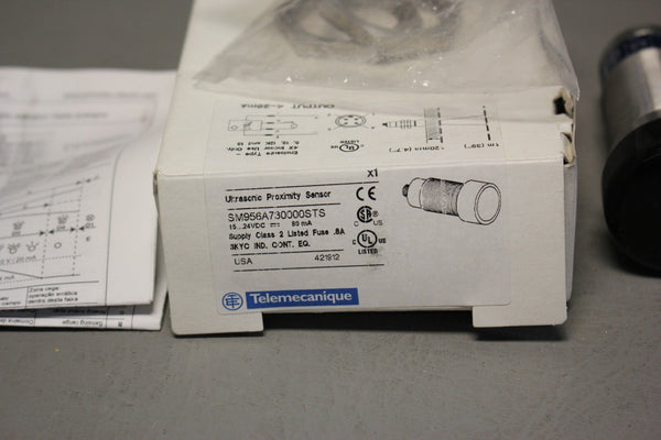 NEW TELEMECANIQUE ULTRASONIC PROXIMITY SENSOR  SM956A730000STS