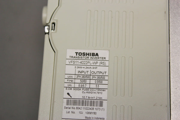 TOSHIBA 3HP TRANSISTOR INVERTER  VFS11-4022PL-WP