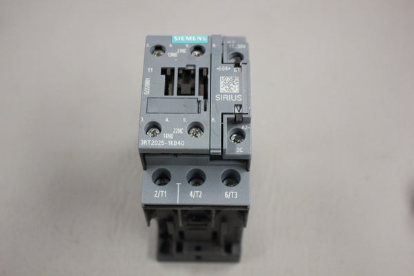 SIEMENS SIRIUS CONTACTOR 3RT2025-1KB40