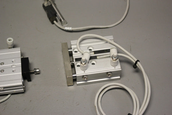 LOT OF 7 REXROTH & SMC PNEUMATIC CYLINDERS/SLIDES