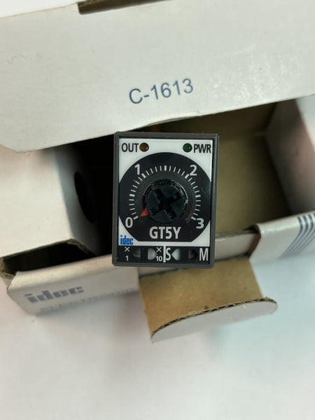 NEW IDEC ELECTRONIC TIMER GT5Y-4SN3 100-120 VAC