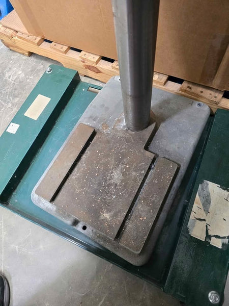 CLAUSING 15 VARIABLE SPEED DRILL PRESS  1768