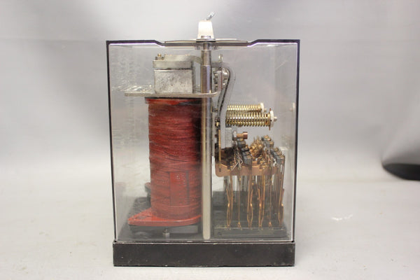 UNUSED GRS SIZE 2 DC RELAY A82-330