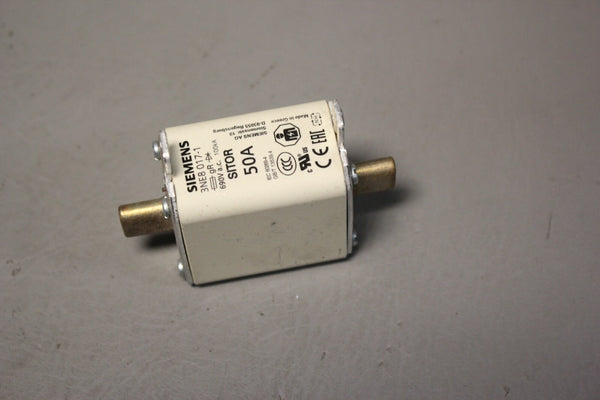 UNUSED SIEMENS 3NE8 017-1 FUSE ELEMENT