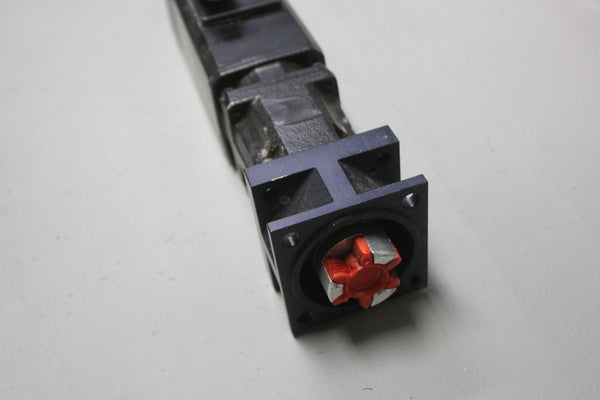 SEW EURODRIVE  SERVO MOTOR  P/N: PSKF221 DS56L/B/TF/RH1M/SB10