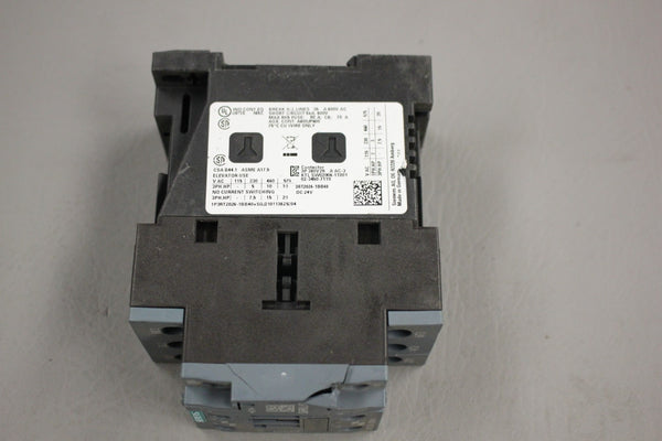 SIEMENS SIRIUS CONTACTOR 3RT2026-1BB40 (HAS A CRACK)