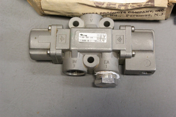 UNUSED VERSA STAINLESS STEEL 3 WAY VALVE MANIFOLD VSP-3501-316
