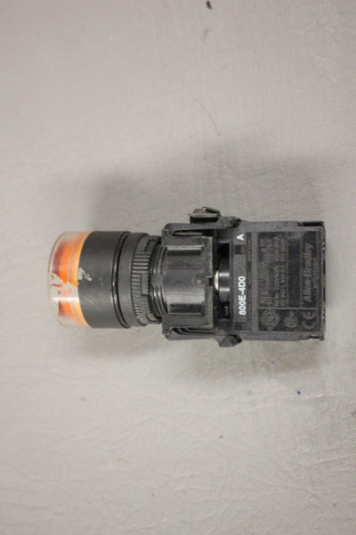 ALLEN BRADLEY RED ILLUMINATED PUSH BUTTON 800E-4D0 SER A