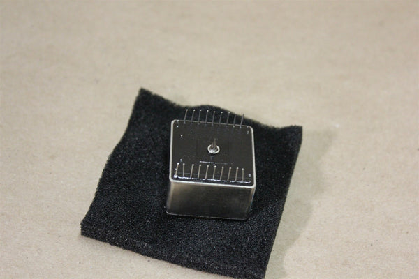 NEW HAMAMATSU PHOTOMULTIPLIER TUBE R11265-100