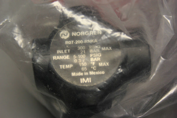 IMI Norgren  Air Regulator  300 Psi, R07-200-RNKA