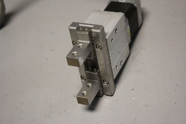 SMC ROBOT GRIPPER WITH MOTOR  LEHZ32K2-22-R5C918