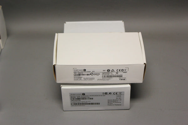 NEW ALCATEL-LUCENT OMNITOUCH 8128 WLAN HANDSET W/CHARGER 