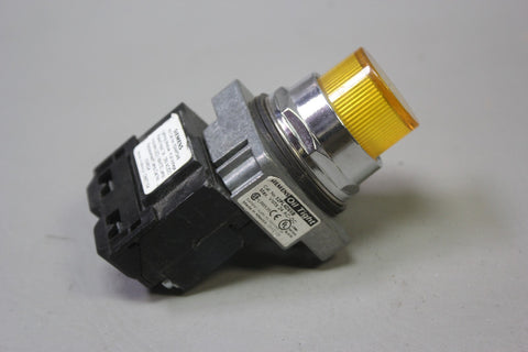 NEW SIEMENS 52PL4D9XB OIL TIGHT PILOT LIGHT LAMP LED AMBER