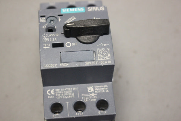 UNUSED SIEMENS SIRIUS CIRCUIT BREAKER 3RV2011-0CA10