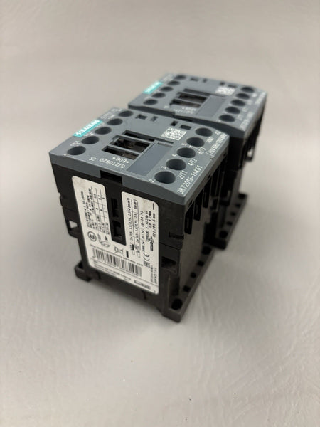 2- UNUSED SIEMENS POWER CONTACTOR 3RT2016-1AK61