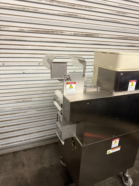 Suzumo SGP-SNB-ET Compact Sushi Forming & Wrapping Machine Robot 100V