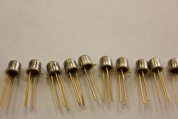 10  Motorola 2N4393 JFET Transistors