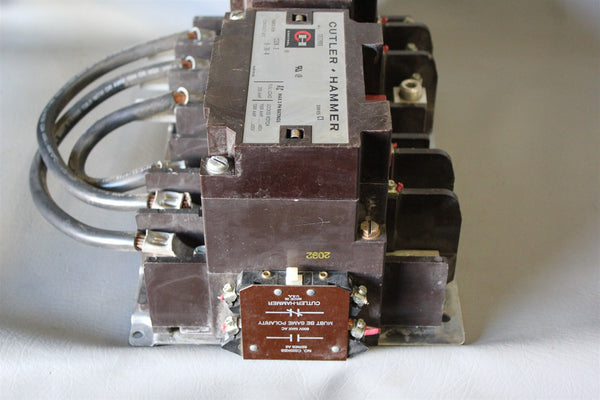 2 CUTLER HAMMER 200A CONTACTORS C832KN9