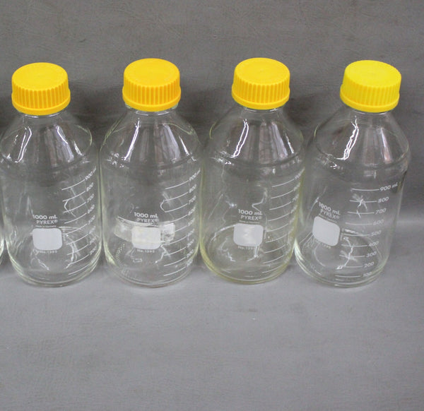 LOT OF 4 PYREX STORAGE & MEDIA GLASS BOTTLES & LIDS 1000ml 1395
