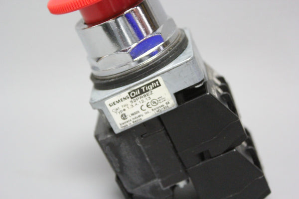 SIEMENS OIL TIGHT RED MUSHROOM HEAD PUSH BUTTON 52PR8EZ, 52AAFD2B AND 52BAJ