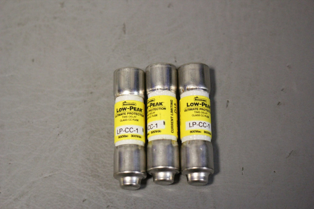 UNUSED LOT OF 3  BUSSMAN LOW PEAK DUAL ELEMENT FUSES LP-CC-1