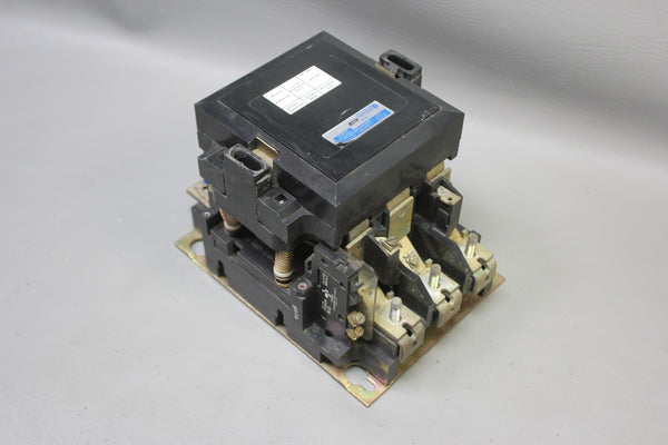 TELEMECANIQUE LIGHTING CONTACTOR P/N: A133F
