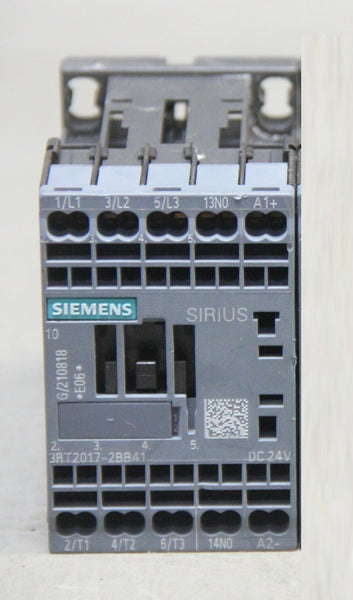 UNUSED SIEMENS CONTACTOR  3RT2017-2BB41