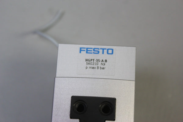 UNUSED FESTO PNEUMATIC ROBOT GRIPPER HGPT-35-A-B 560210