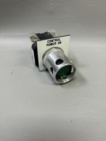 ALLEN BRADLEY 800T-QBH24GD1 GREEN ILLUMINATED PUSH BUTTON