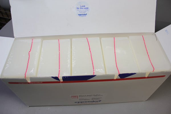 NEW BOX 960 EPPENDORF 300uL PIPETTE TIPS MOTION RACKS 960050045