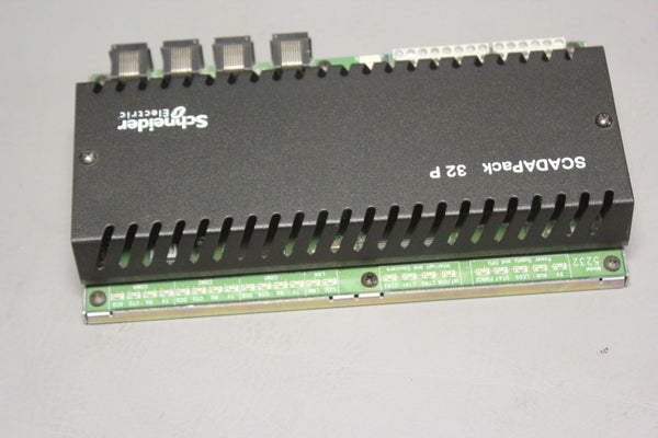 UNUSED SCHNEIDER ELECTRIC SCADAPACK 32P CONTROLLER TBUP4N-102-01-0-0
